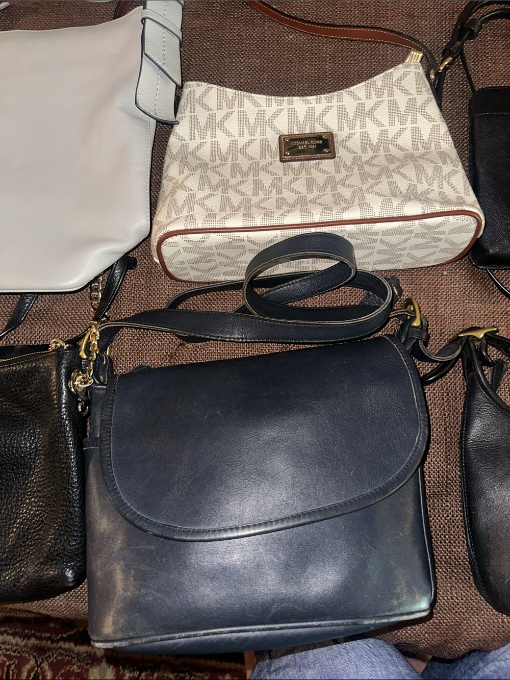 Reseller purse lot assorted lot